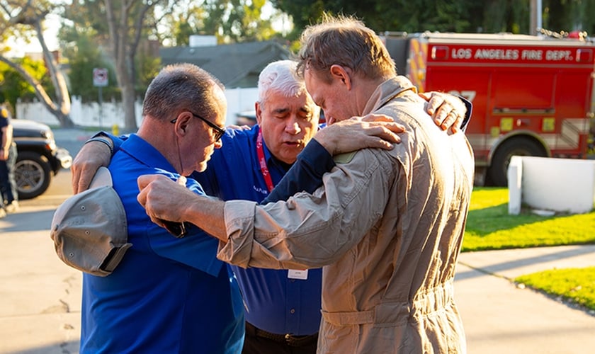 Uma equipe de capelães da Billy Graham Evangelistic Association já está na Califórnia. (Foto: BGEA).