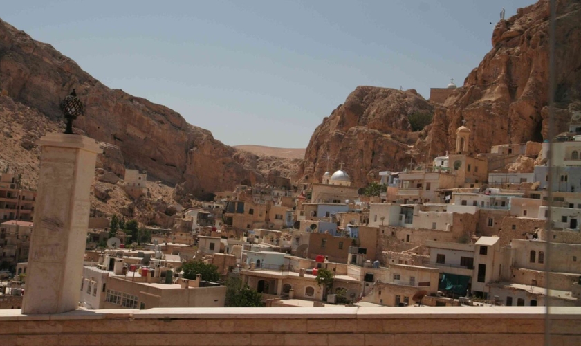 Maaloula já foi palco de conflitos entre grupos rebeldes que hoje controlam a Síria. (Foto: Portas Abertas)