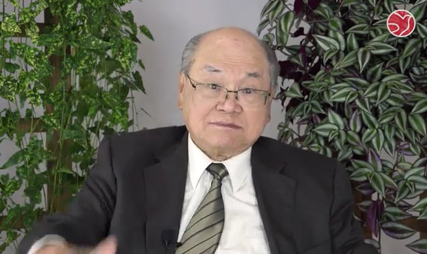 Pr. Fernando Takayama, fundador da ADNIPO. (Captura de tela/YouTube/ADNIPO)