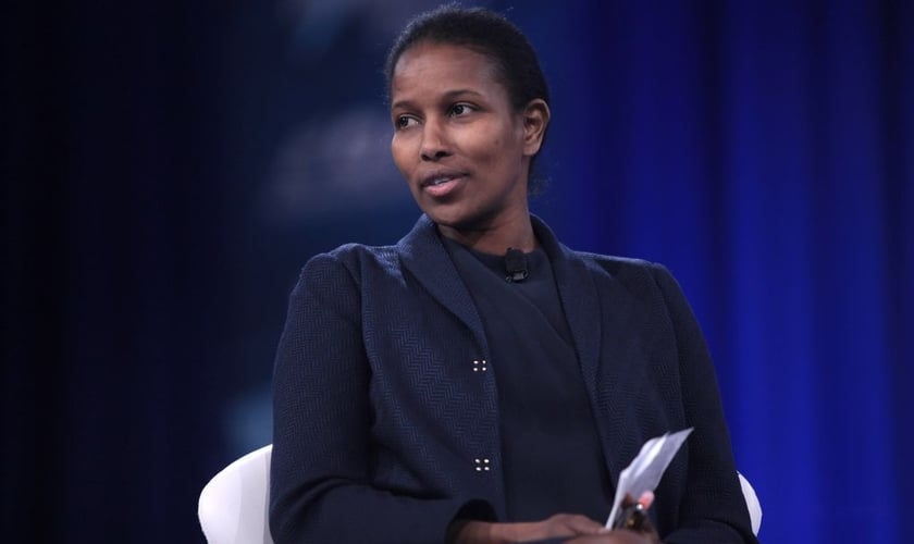 Ayaan Hirsi Ali, intelectual ativista, escritora e defensora da liberdade individual. (Foto: Wikimedia Commons)