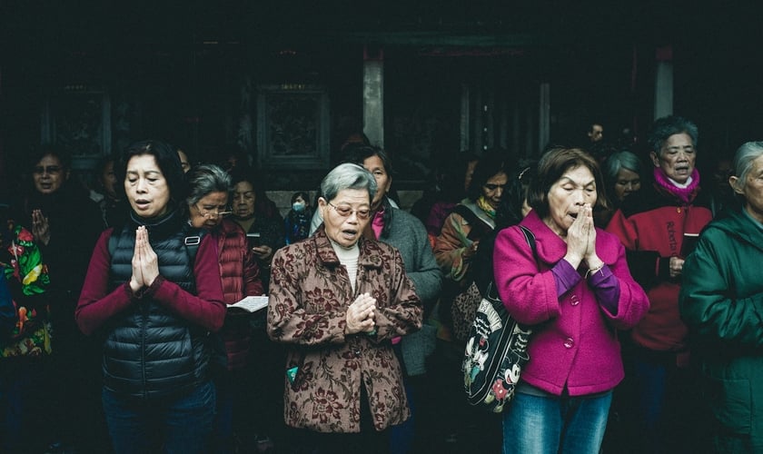 Cristãos chineses estão enfrentando cada vez mais restrições para seguirem Jesus na China. (Foto: Reprodução/Unsplash/Nicate Lee)