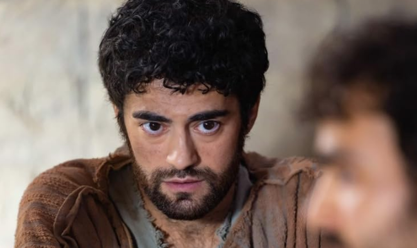 Giavani Cairo interpreta Marcos, em The Chosen. (Foto: Divulgação/The Chosen)