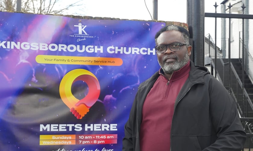 Pastor Tunde, líder da Kingsborough Church, em Uxbridge. (Foto: Christian Concern)