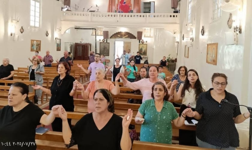 A Capuchin Church of Jesus the King se tornou abrigo para famílias. (Foto: Facebook/كنيسة يسوع الملك، للآباء الكبوشيين-اللاتين السويداء.سورية.).