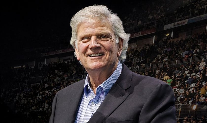 Franklin Graham: “Vamos continuar pregando o Evangelho com coragem e compaixão.” (Foto: Associação Evangelística Billy Graham)