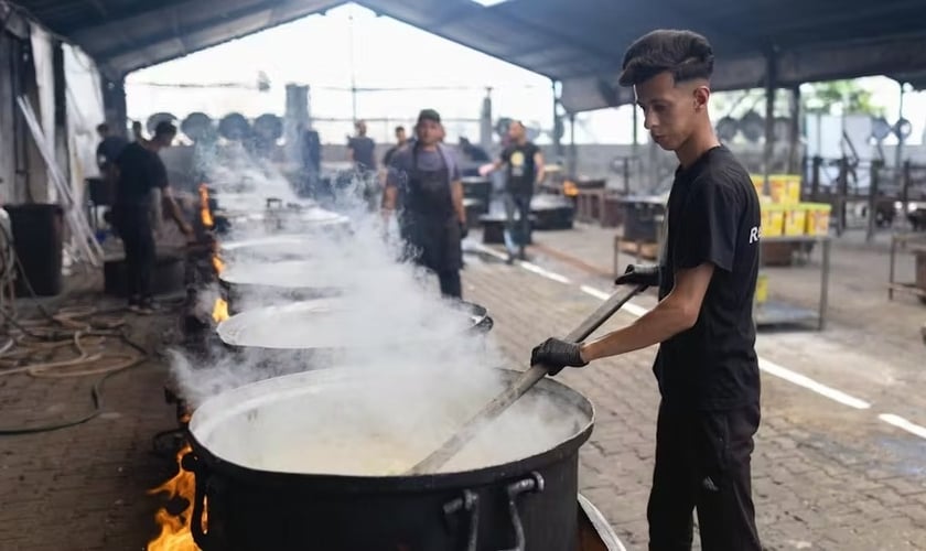 Uma cozinha da WCK em Gaza. (Foto: WCK).