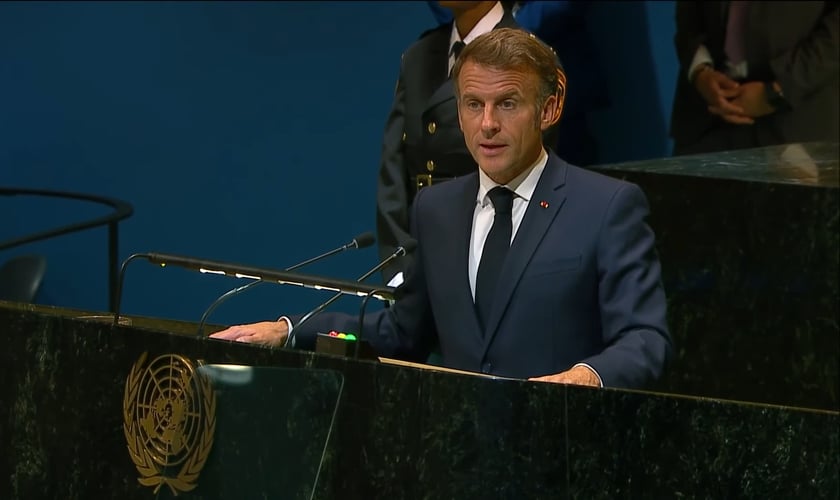 O presidente francês Emmanuel Macron discursa no plenário da 80ª Assembleia Geral da ONU, em Nova York. (Captura de tela/YouTube/ONU)