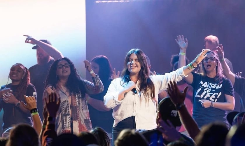 Culto na Transformation Church, em Pensacola, EUA. (Foto: Instagram/bradlivingston_)