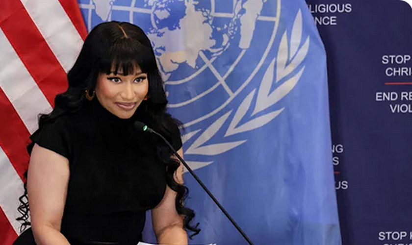 Nicki Minaj durante discurso na ONU, onde denunciou a perseguição de cristãos na Nigéria. (Captura de tela/YouTube/USA Today)