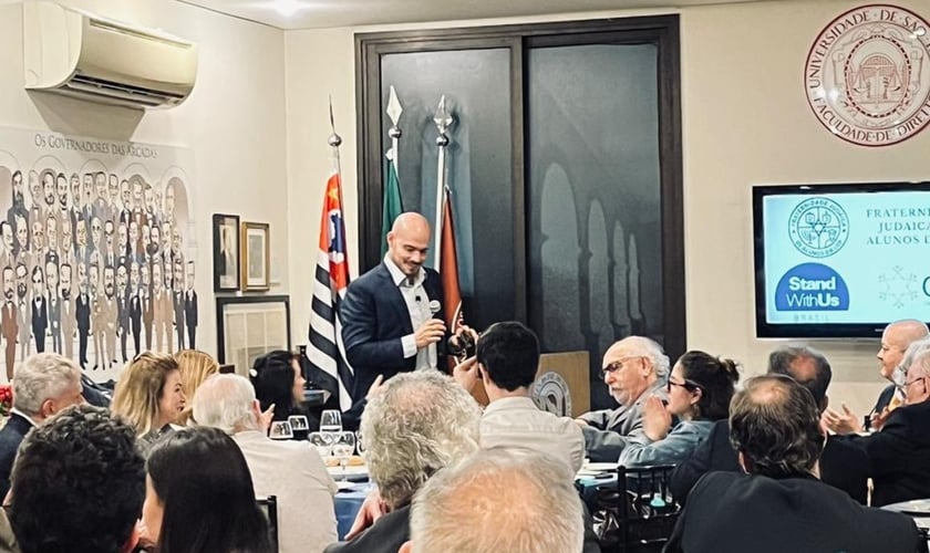 André Lajst durante evento na Faculdade de Direito da USP. (Imagem: CONIB)