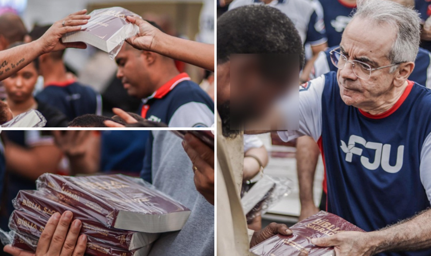 Voluntários distribuem Bíblias e oram pelos moradores da Vila Cruzeiro. (Foto: Universal.org)