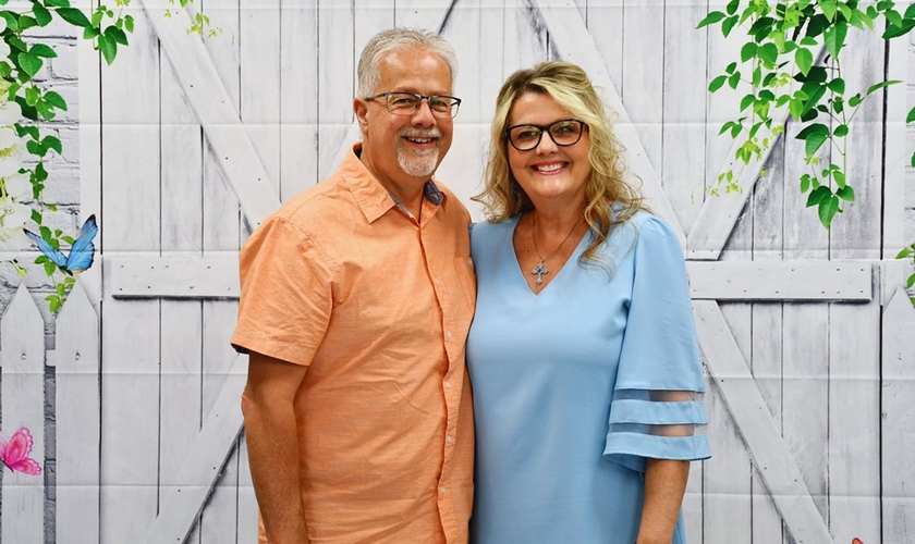 Tammy Oliver e Brent Oliver. (Foto: Reprodução/AG News)