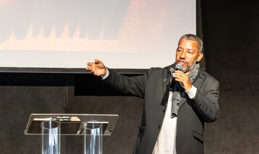 O professor e arqueólogo bíblico Miguel Nicolaevsky. (Foto: Igreja Batista Central Santo André)