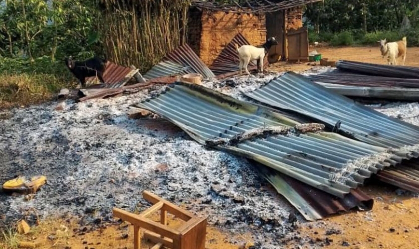 A comunidade cristã após o ataque. (Foto: Reprodução/ICC)