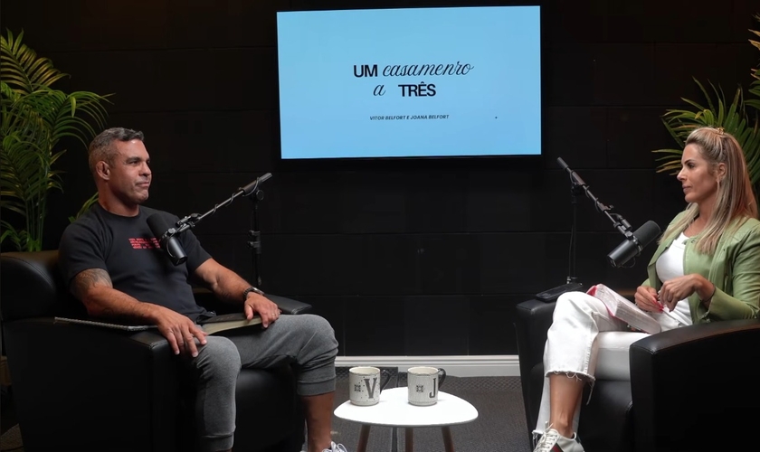 Vitor e Joana Belfort. (Foto: Reprodução/YouTube/A Casa da Māe Joana).