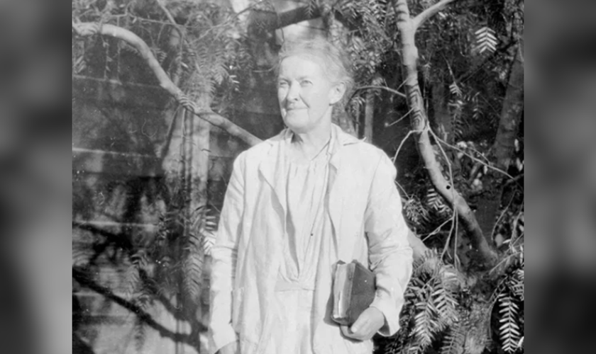 Agnes Ozman, aos 67 anos. (Foto: Medium)