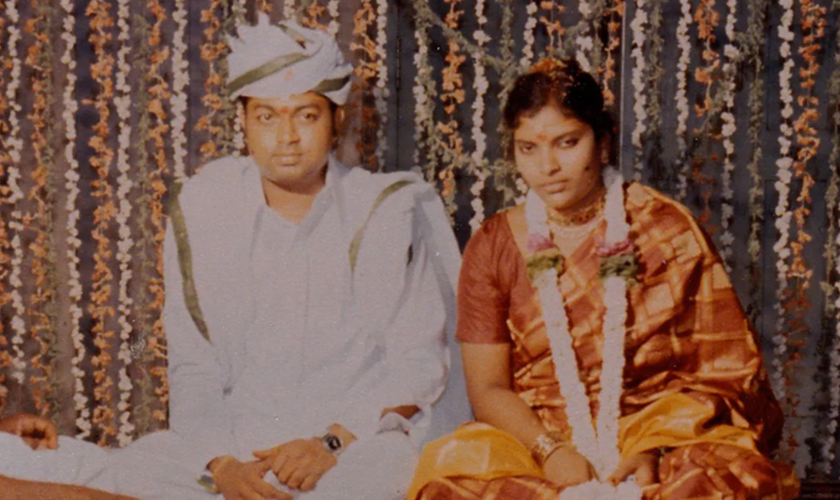 Casal cristão secreto em cerimônia de casamento hindu. (Foto: arquivo pessoal)