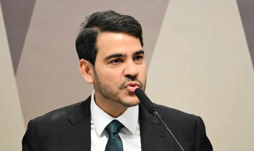Jorge Messias durante sabatina no Senado. (Foto: Edilson Rodrigues/Agência Senado)