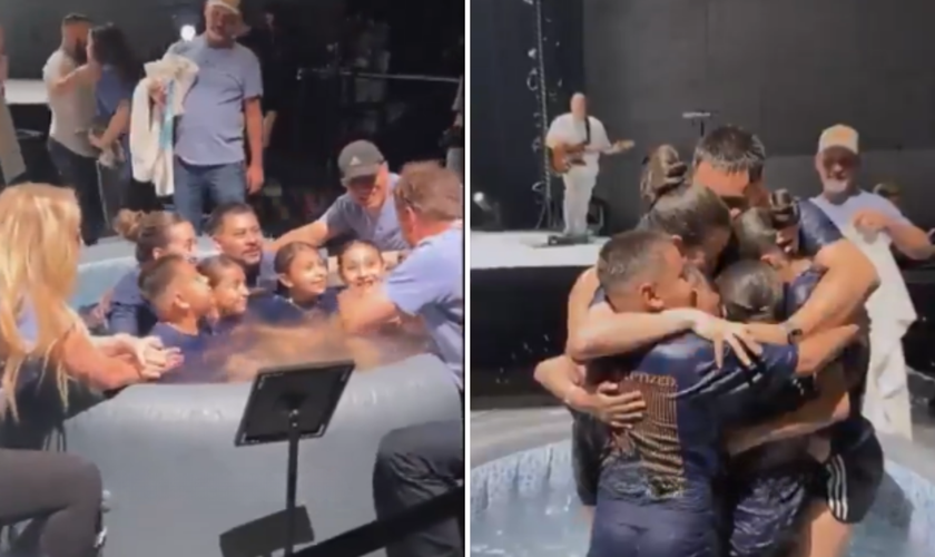 Família é batizada unida e celebra momento de fé. (Captura de tela/X/Jesus Saves Us)