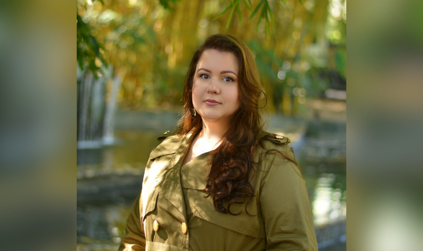 A cantora e escritora Nathalia Nunes. (Foto: Arquivo pessoal)