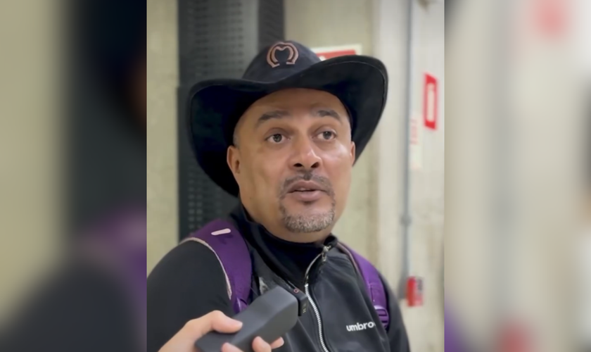 Ex-assaltante de bancos compartilhou testemunho de conversão durante entrevista em aeroporto. (Captura de tela/Instagram/theusviniciusofc)