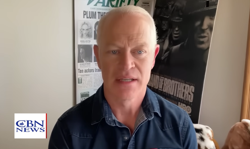 Neal McDonough. (Foto: Reprodução/YouTube/CBN News)