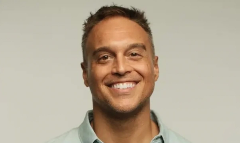 Joshua Broome. (Foto: Reprodução/XO Marriage)