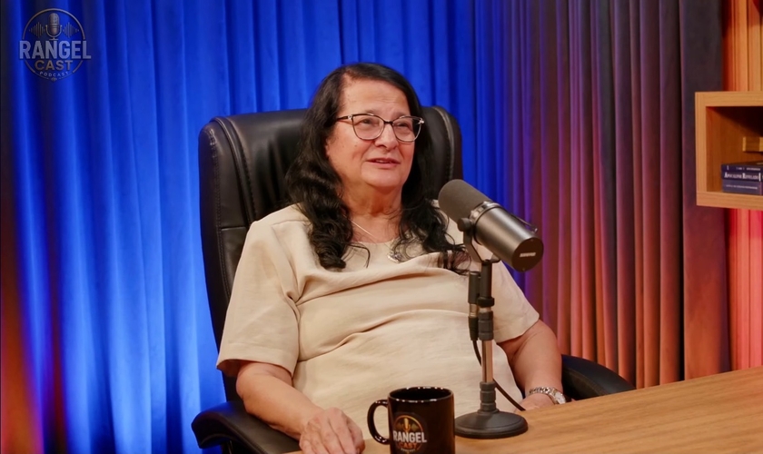 Célia Alves. (Foto: Reprodução/YouTube/Rangel Cast).