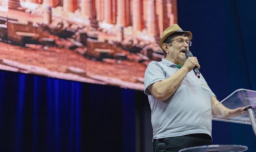 Luiz Sayão, reconhecido hebraísta, teólogo e estudioso da Bíblia. (Foto: Arquivo pessoal)