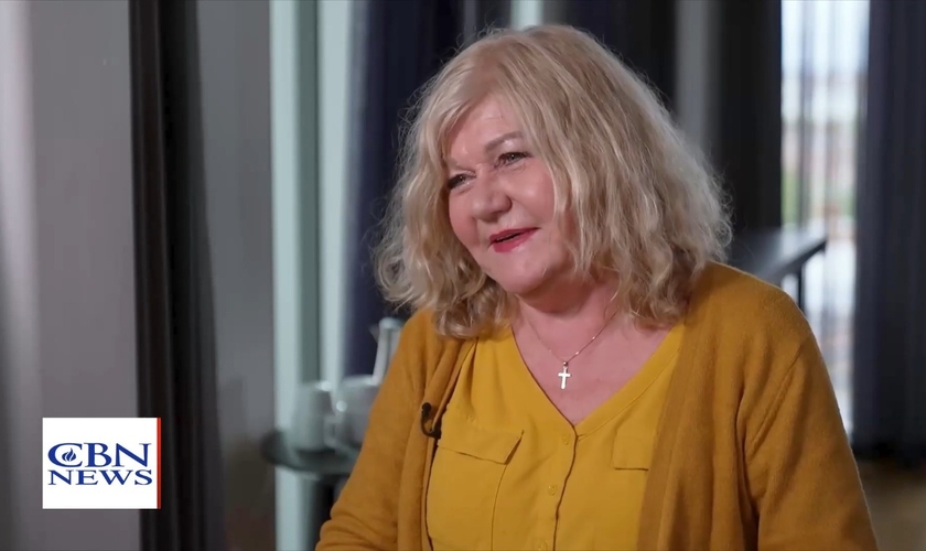 Ingrid Carlqvist teve um encontro com Cristo em Israel. (Foto: Reprodução/CBN News).