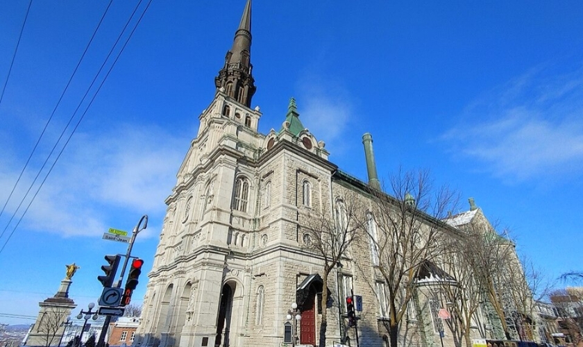 A Igreja Saint-Jean-Baptiste está fechada desde 2015. (Foto: Wikipedia Commons/Jeangagnon).