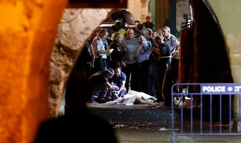 Polícia investiga assassinatos na Cidade Velha de Jerusalém. (Foto: Ahmad Gharabli/AFP)