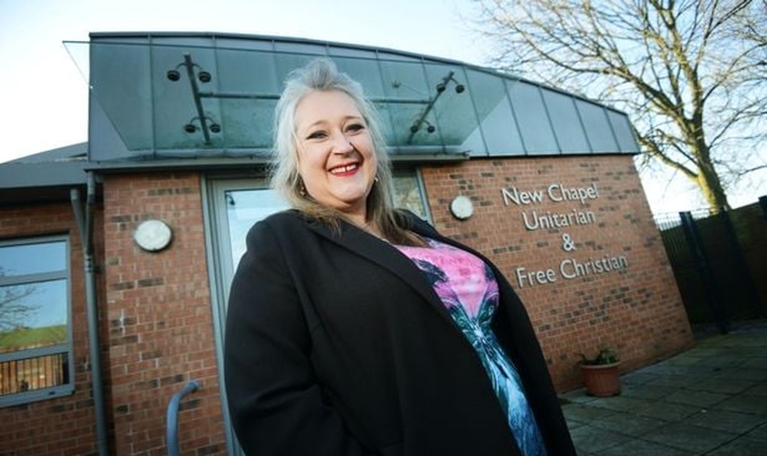 Jean Clements, líder de louvor da igreja New Chapel Unitarian and Free Christian. (Foto: Dominic Salter)