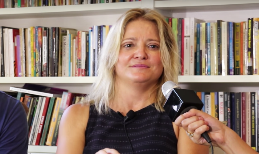 Stacey Campbell liberou uma profecia sobre o Brasil em 2014, durante o 20º aniversário da igreja Catch the Fire em Toronto, no Canadá. (Foto: Reprodução/Youtube/Guiame Notícias)
