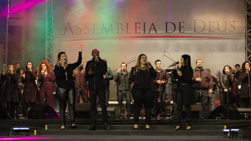 Cruzada evangelística das Assembléias de Deus reúne governantes e candidatos