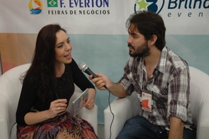 "É uma honra estar aqui na ExpoEvangélica 2014", diz Suellen Lima