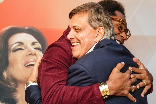 Lançamento Renascer Praise 18 
