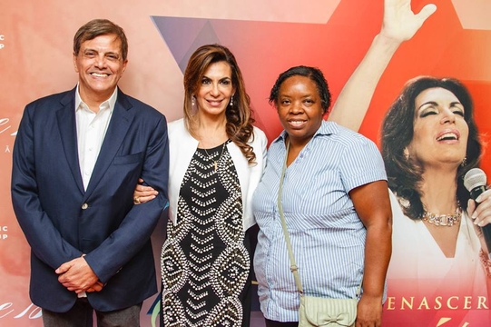 Lançamento Renascer Praise 18 