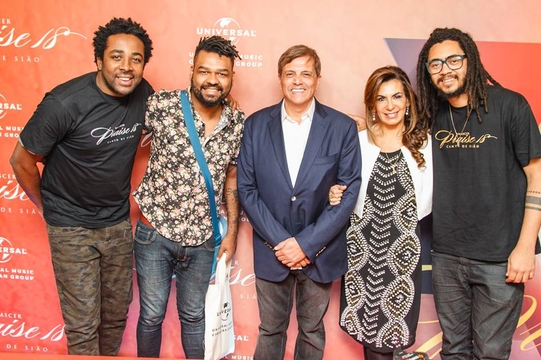 Lançamento Renascer Praise 18 