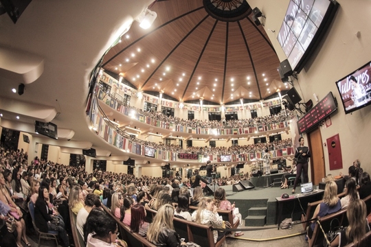 Veja as fotos da 2a noite do Congresso de Mulheres Diante do Trono