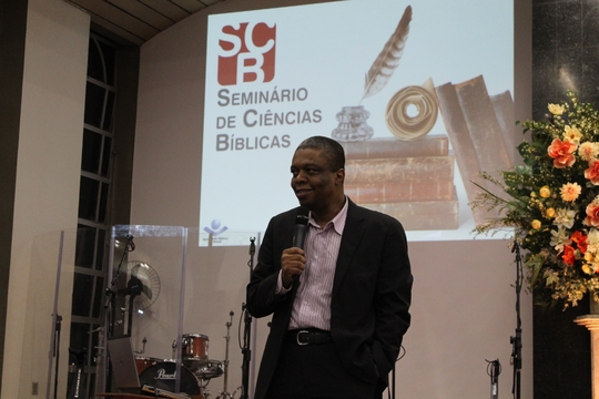 SBB realiza Seminário de Ciência Bíblicas em Fortaleza 