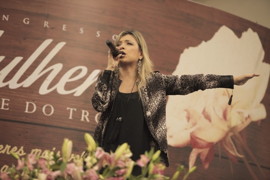 Veja as fotos da 2ª noite do Congresso de Mulheres Diante do Trono