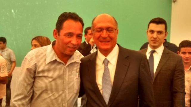 Geraldo Alckmin participa de encontro com pastores, na Igreja El Shaddai Geraldo Alckmin participa de encontro com pastores, na Igreja El Shaddai