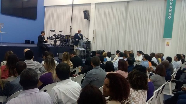 Geraldo Alckmin participa de encontro com pastores, na Igreja El Shaddai Geraldo Alckmin participa de encontro com pastores, na Igreja El Shaddai