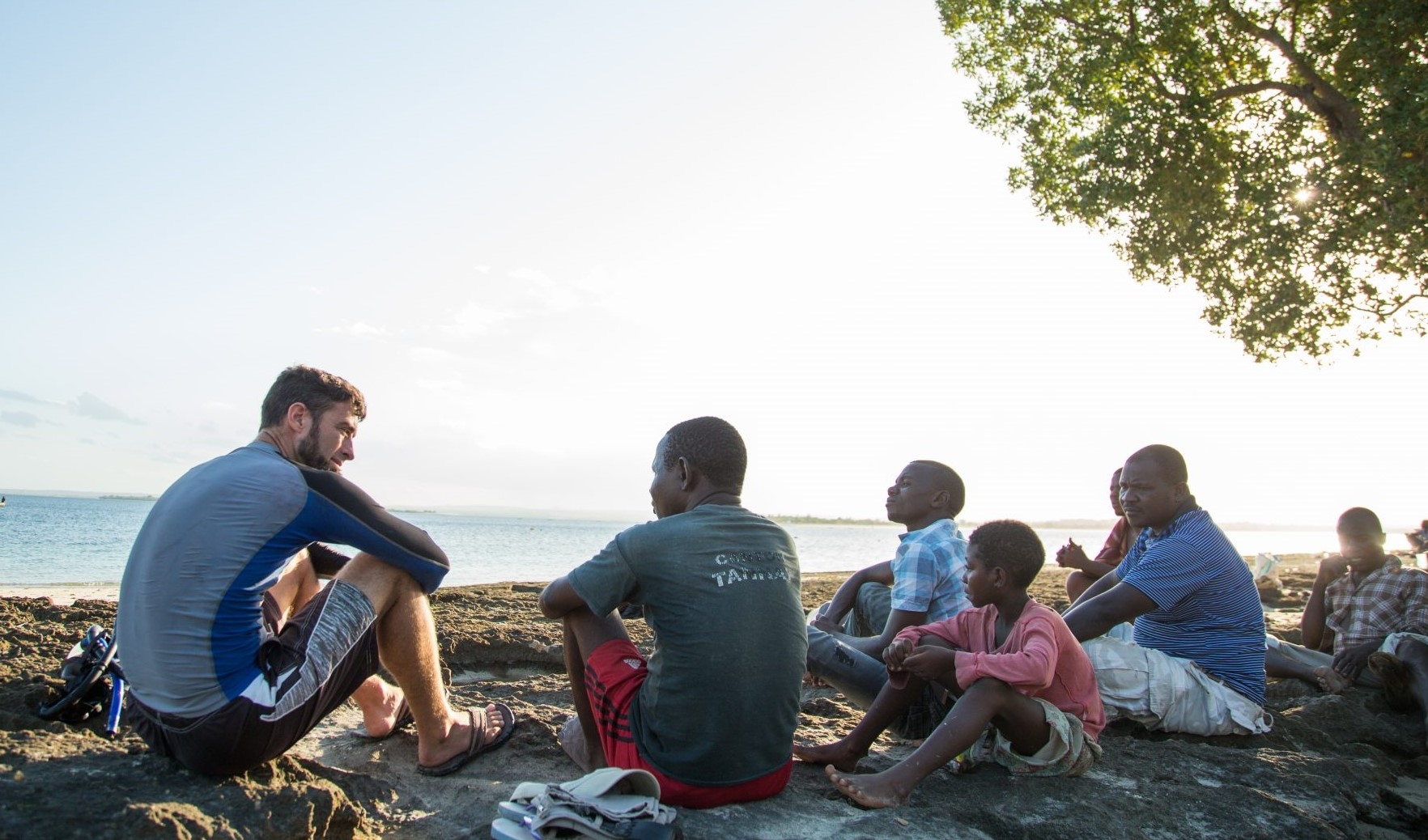 Refugiado conhece Jesus nas redes sociais e se torna evangelista em campo na Europa