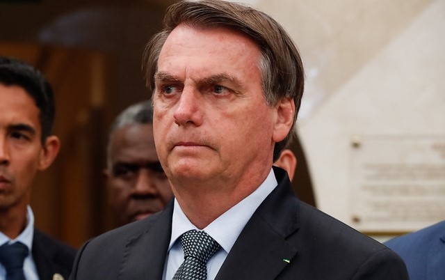 Bolsonaro determina proibição de ideologia de gênero no ensino fundamental