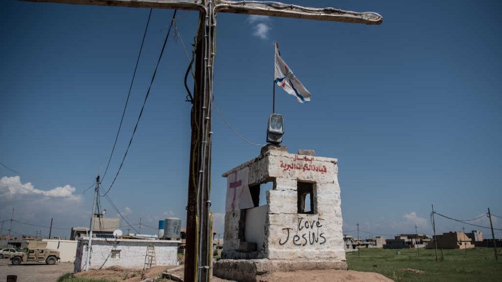 Escola cristã tomada pelo Estado Islâmico é reconstruída e recebe alunos de volta