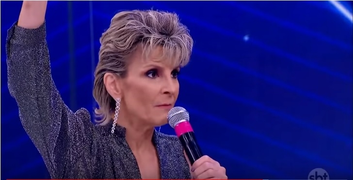 É dos impossíveis que Deus faz nascer os milagres, diz Ludmila Ferber no Raul Gil