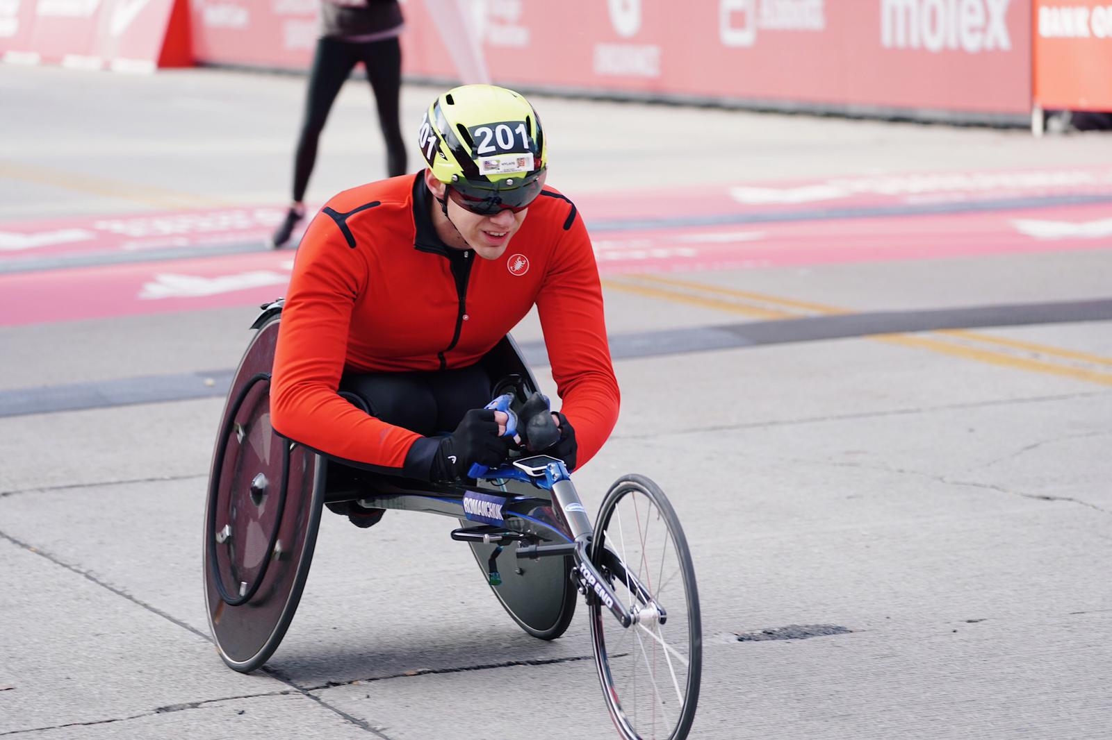 Atleta paralímpico glorifica a Deus por recorde mundial: “O plano Dele é o melhor”