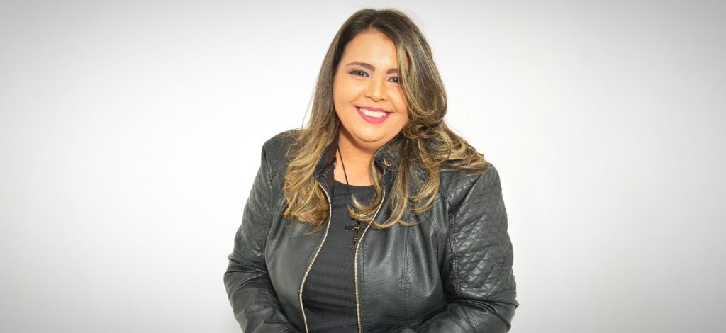 Durante Outubro Rosa, Lucianne Cruz lança o single "Não Vai Ficar Assim"